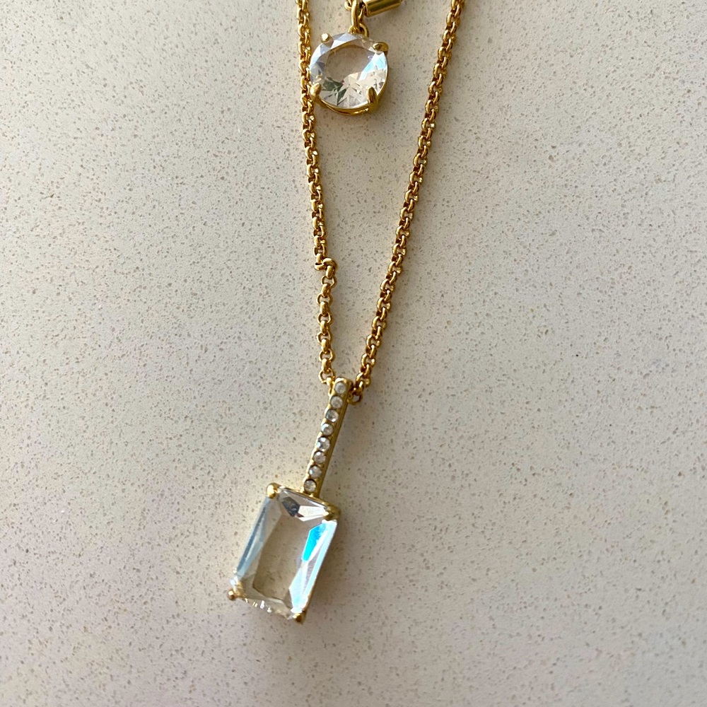 VEUC Gold tone Kate Spade double strand necklace Clear